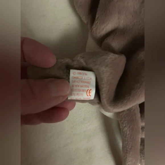 Canyon is one of the cutest kitty versions of the beanie baby series. - Picture 9 of 13